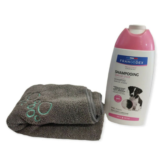 Shampooing 250ml Spécial Chiot Avec Une Serviette En Microfibre