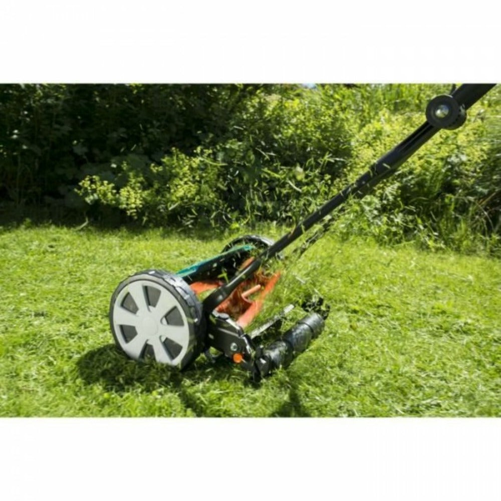 Gardena Tondeuse A Gazon Hélicoidale 330 Classic – Surface Tonte Max 150m² – Hauteur De Coupe 12 A 42mm – Largeur De Coupe 33cm