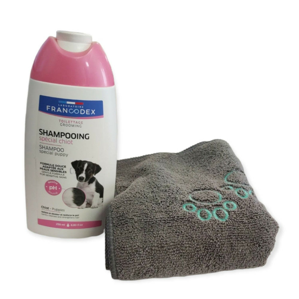  Shampooing 250ml Spécial Chiot Avec Une Serviette En Microfibre
