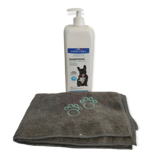  Shampoing 1litre Anti Démangeaisons Avec Une Serviette, Pour Chiens.