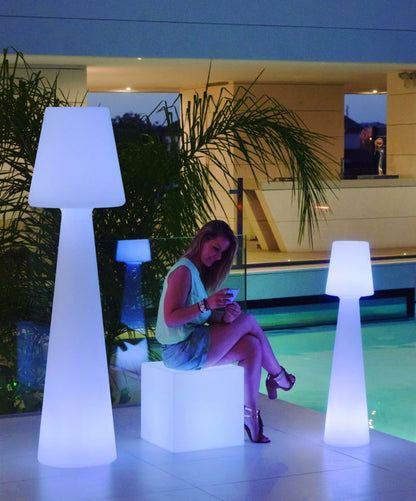  Lampadaire Lola 200 Lumière Blanche Froide Par Câble Hauteur 200cm