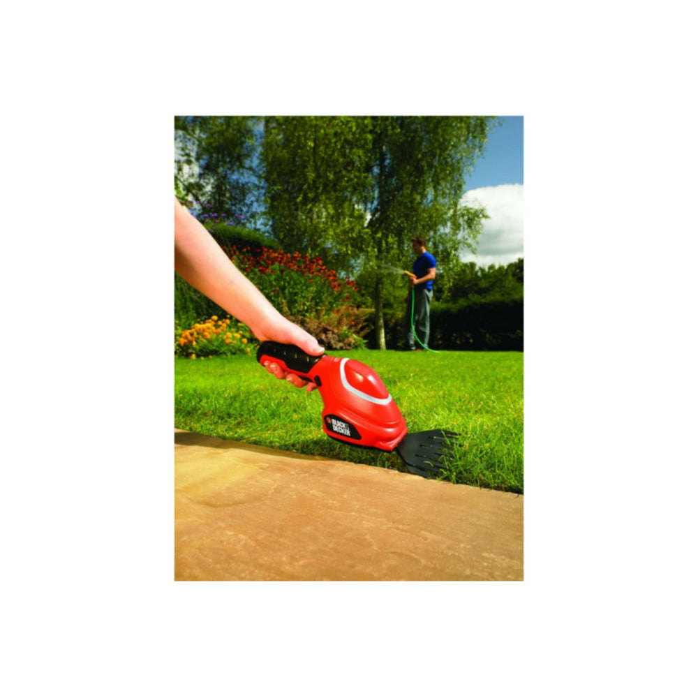 Black & Decker Sculpte Haie - Cisaille à Gazon Black Et Decker - 7,2v - Batterie 1,5ah - Gsl700-qw